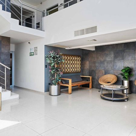 Homesuites Zaragoza Culiacan Bagian luar foto