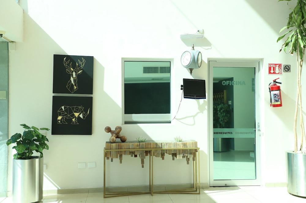 Homesuites Zaragoza Culiacan Bagian luar foto